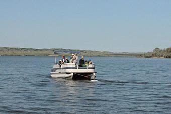 Product - Thunderstik Lodge in Chamberlain, SD Cabins Cottages & Chalet Rental