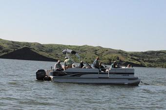 Product - Thunderstik Lodge in Chamberlain, SD Cabins Cottages & Chalet Rental