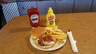 Product: Senior Bacon Cheeseburger - Tommy's Restaurant in Grand Island, NE Sandwich Shop Restaurants