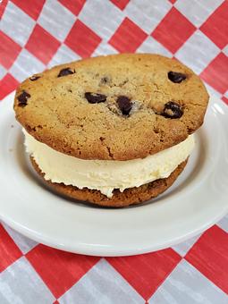 Product - White Horse Tavern in Harpers Ferry, WV Restaurants/Food & Dining