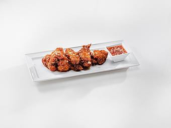 Product: Wild Wings - M.a.c. 24/7 in Waikiki - Honolulu, HI American Restaurants