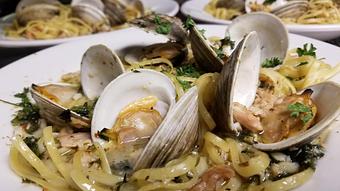 Product: Linguine with Fresh Clams - Angelos and Vincis in Downtown Fullerton - Fullerton, CA Italian Restaurants