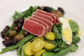 Product: Ahi Nicoise - Arizona Inn - Dining Room in Blenman Elm - Tucson, AZ American Restaurants