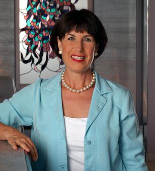 Product: Linda-Anne Kahn, Owner, Founder & International Speaker - Beauty Kliniek in San Diego, CA Beauty Salons