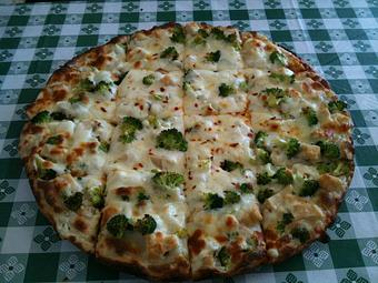 Product - Bennie's Pizza in Crestwood, IL Pizza Restaurant