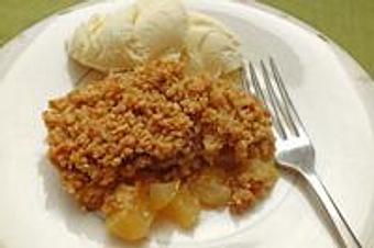 Product: Apple Crisp - Bozwellz in Storm Lake, IA American Restaurants