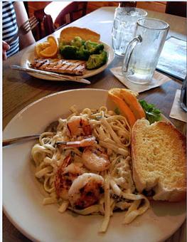 Product: Shrimp Alfredo - Bozwellz in Storm Lake, IA American Restaurants