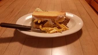 Product: Grilled Cheese Mac 'n Cheese Burger - Bozwellz in Storm Lake, IA American Restaurants