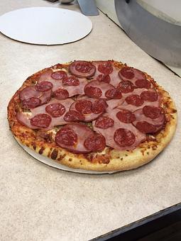 Product - Captain's Pizzeria in Edwardsburg, MI Pizza Restaurant