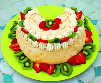 Product: Pavlova Cake at Cassatt's - Cassatt's Kiwi Cafe & Gallery in Arlington, VA Cafe Restaurants