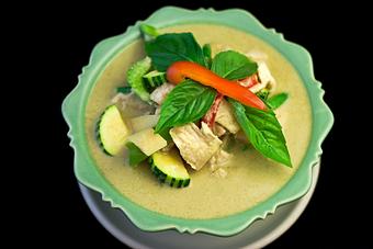 Product: green curry - Chili Lemon Garlic in San Francisco, CA Thai Restaurants