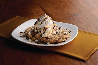 Product - Claim Jumper in Valencia, CA American Restaurants