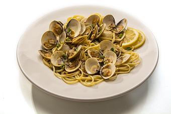 Product: Steamers & Linguine - Dancing Tomato in Yuba City, CA Italian Restaurants