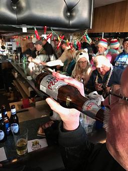 Product: Busy at Daarwin's - Darwin's Theory in Anchorage, AK Nightclubs