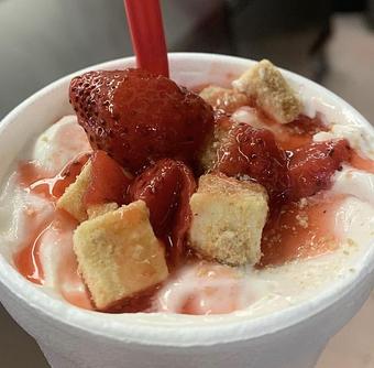 Product: Strawberry Cheesecake Avalanche - Davy's Burger Ranch, in Prosser, WA American Restaurants