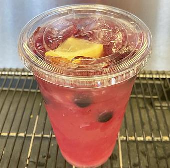 Product: Blueberry Lemonade - Davy's Burger Ranch, in Prosser, WA American Restaurants