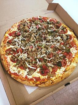 Product: Pan Pizza with "The Works" - Farmer John's Food Market in Hammonton, NJ Delicatessen Restaurants