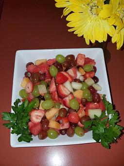 Product: An assortment of fresh, locally grown fruits - Farmer John's Food Market in Hammonton, NJ Delicatessen Restaurants