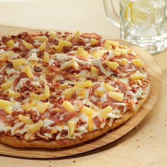 Product: Royal Hawaiian - Figaro's Pizza in Keizer, OR Pizza Restaurant