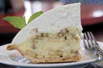 Product: Fat's Famous Banana Cream Pie - Frank Fats in Downtown Sacramento - Sacramento, CA Chinese Restaurants