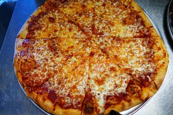 Product - Fratelli Pizza in Flagstaff, AZ Pizza Restaurant