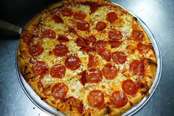 Product - Fratelli Pizza in Flagstaff, AZ Pizza Restaurant