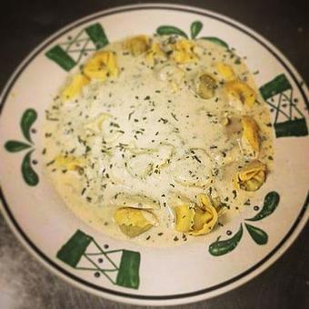 Product - Garibaldi's Pizza in East Memphis Area, U of M Area, and Saddle Creek Area (Germantown/Saddle Creek) - Memphis, TN Pizza Restaurant
