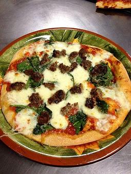 Product - Gianni's Pizza - Dine In Pick Up Delivery Now Using Organic Ingredie in Oceanside, CA Pizza Restaurant