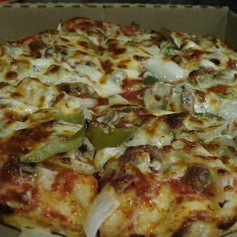 Product - Gianni's Pizza - Dine In Pick Up Delivery Now Using Organic Ingredie in Oceanside, CA Pizza Restaurant