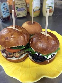 Product - Gianni's Pizza - Dine In Pick Up Delivery Now Using Organic Ingredie in Oceanside, CA Pizza Restaurant
