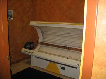 Product - GoldenSun Tan in Hollywood, FL Tanning Salons