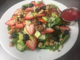Product: Berries & Avocado Spinach Salad - Gondola Pizza in Avon, CO Pizza Restaurant