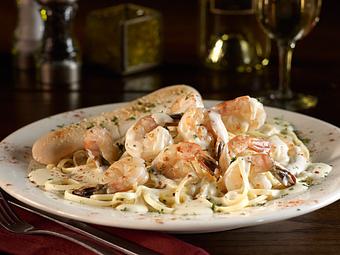 Product: Graystone Ale House - Fetticini Alfredo - Graystone Ale House in De Pere/Ledgeview - De Pere, WI Restaurants/Food & Dining