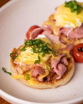 Product: Ham, english muffin, poached egg, hollandaise - Hub 51 in River North - Chicago, IL American Restaurants