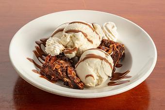 Product: Ultimate Brownie Sudae - Hudsons Restaurant in Hudson, OH American Restaurants