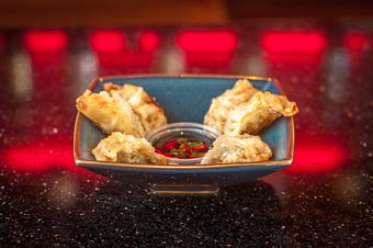 Product: 6 Japanese fried dumplings - pork or veggie - Hurry Curry of Tokyo - Los Angeles in Little Osaka, Sawtelle Blvd, West Los Angeles - Santa Monica, CA Japanese Restaurants