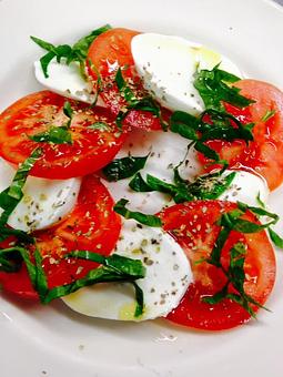 Product: Caprese Salad - L'orcio in New Haven, CT Italian Restaurants