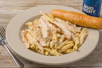 Product: Grilled Chicken Alfredo Pasta (dinner portion) - Mason's Grill in Baton Rouge, LA American Restaurants