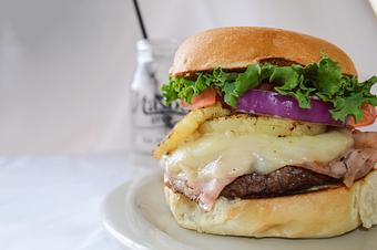 Product: Hawaiian Burger - Mason's Grill in Baton Rouge, LA American Restaurants