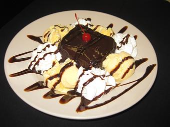 Product: Hot Fudge Brownie Sundae - Mason's Grill in Baton Rouge, LA American Restaurants