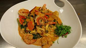 Product: Fresh egg linguine with sautéed gulf shrimp, bell peppers, red onion, heirloom carrots, wild mushrooms, and fresh kale in a basil poma rosa sauce - Michael Anthony's at the Inn in Versailles, OH Restaurants/Food & Dining