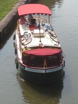 Product: The 34' "Onondaga" is off on  her next adventure. - Mid-Lakes Navigation Company in Skaneateles, NY Business Services