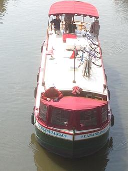 Product: Lockmaster 42', "Canandaigua", the perfect way to spend a week with another couple. - Mid-Lakes Navigation Company in Skaneateles, NY Business Services