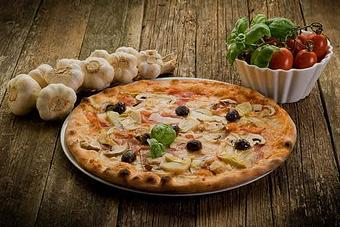 Product - Monis Pasta & Pizza in Arlington, TX Pizza Restaurant