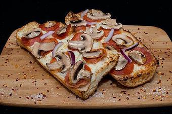 Product - New York Pizza & Plus in Sacramento, CA Pizza Restaurant