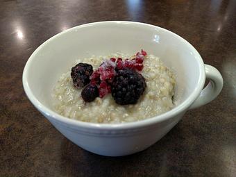 Product: Fresh made Creamy Steel Cut Oats with Rasberries, Blueberries and Blackberries - NuVibe Juice & Java in Lincoln, NE Coffee, Espresso & Tea House Restaurants