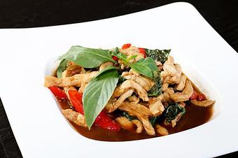 Product: fresh chili, garlic & bell pepper ( Your choice of minced or sliced chicken, beef or pork ) - Osha Thai Noodle Cafe in Tenderloin - San Francisco, CA Thai Restaurants Product: fresh chili, garlic & bell pepper ( Your choice of minced or sliced chicken, beef or pork ) - Osha Thai Noodle Cafe in Tenderloin - San Francisco, CA Thai Restaurants