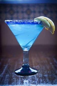 Product: A gorgeous blue 'rita made with tarantula tequila, blue curacao, lime juice and, of course, sweet & sour mix. Simply fabulous - Papa Felipe's in Albuquerque, NM Mexican Restaurants