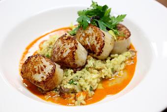 Product: Jumbo Sea Scallops - Pearl Seafood & Oyster Bar in Lincoln Square - Bellevue, WA Seafood Restaurants