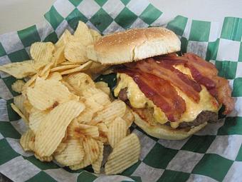 Product: Pimento Cheese Burger with Bacon - Plantation House in Washington, NC Hamburger Restaurants